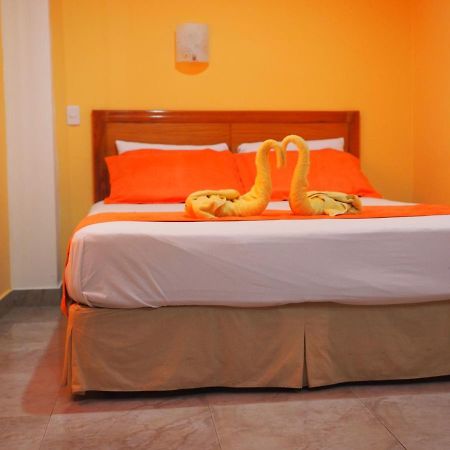 Hostal Espana Puerto Ayora  Eksteriør billede