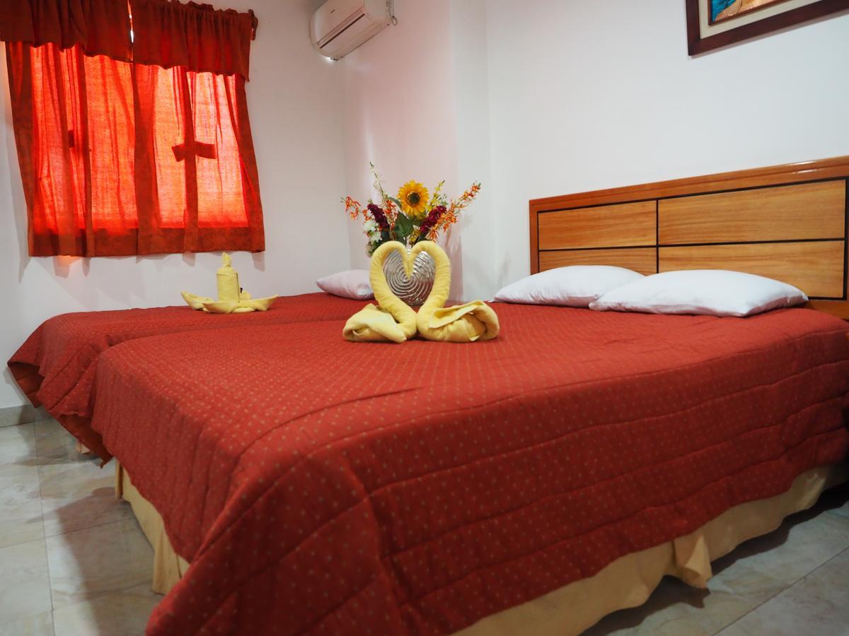 Hostal Espana Puerto Ayora  Eksteriør billede