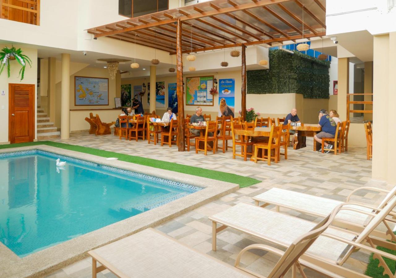 Hostal Espana Puerto Ayora  Eksteriør billede