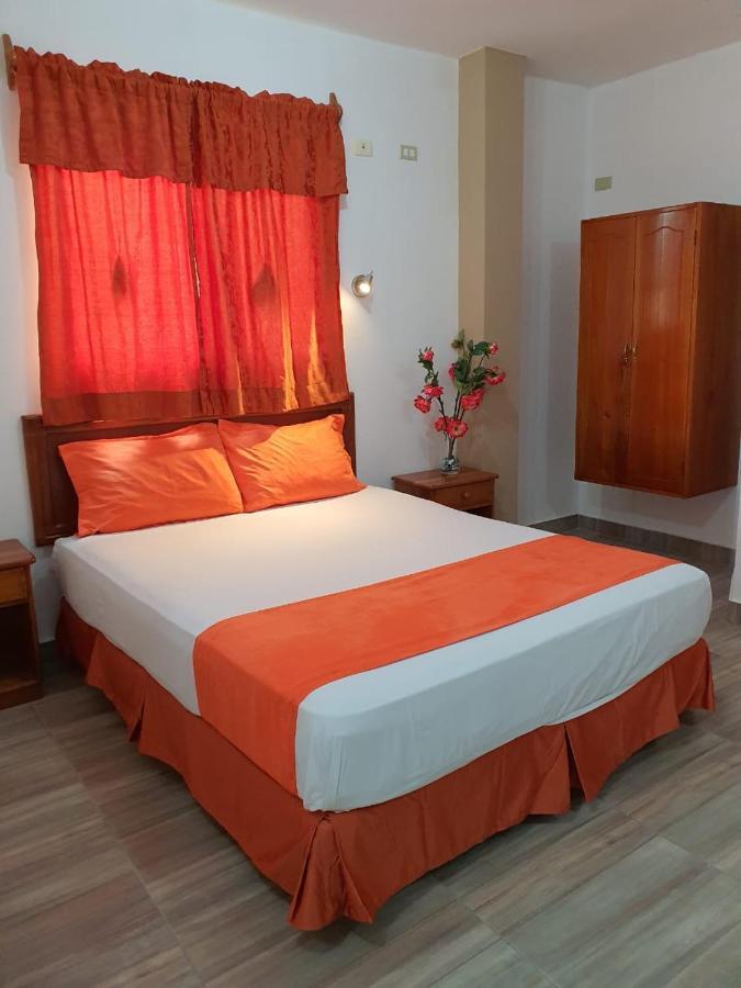 Hostal Espana Puerto Ayora  Eksteriør billede